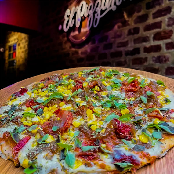 PIZZA ESPECIAL CRIOLLA PIZZA ESPECIAL CRIOLLA